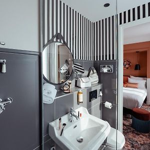 Classic Single Room